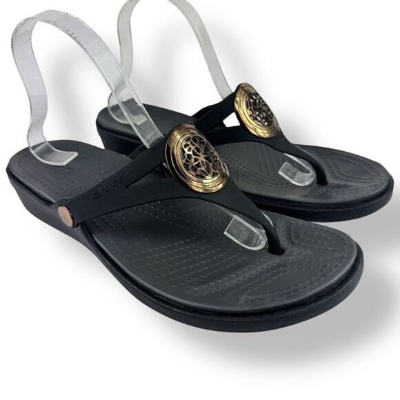 Crocs Sanrah Wedge Sandals Black Metallic Gold Circle Medallion Ring Womens 11 - Picture 2 of 13